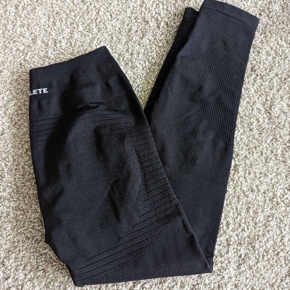 Alphalete Black Leggings - Picture 3 of 6